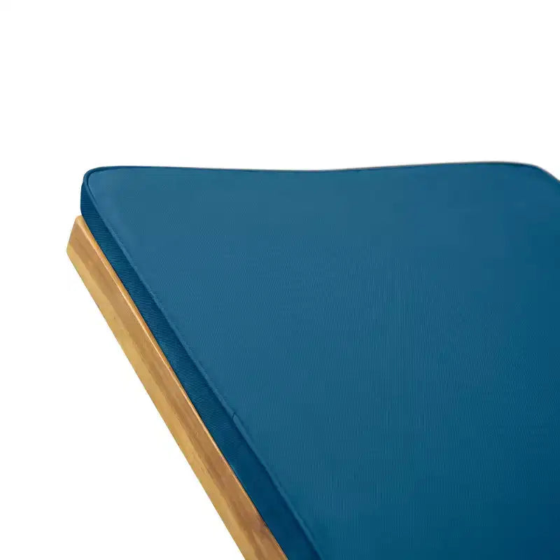Kyoto – Ensemble 3 pièces de chaises longues d'extérieur en bois d'acacia avec coussins – Teck/Bleu – Christopher Knight Home : Sièges sans accoudoirs et table d'appoint pour patio