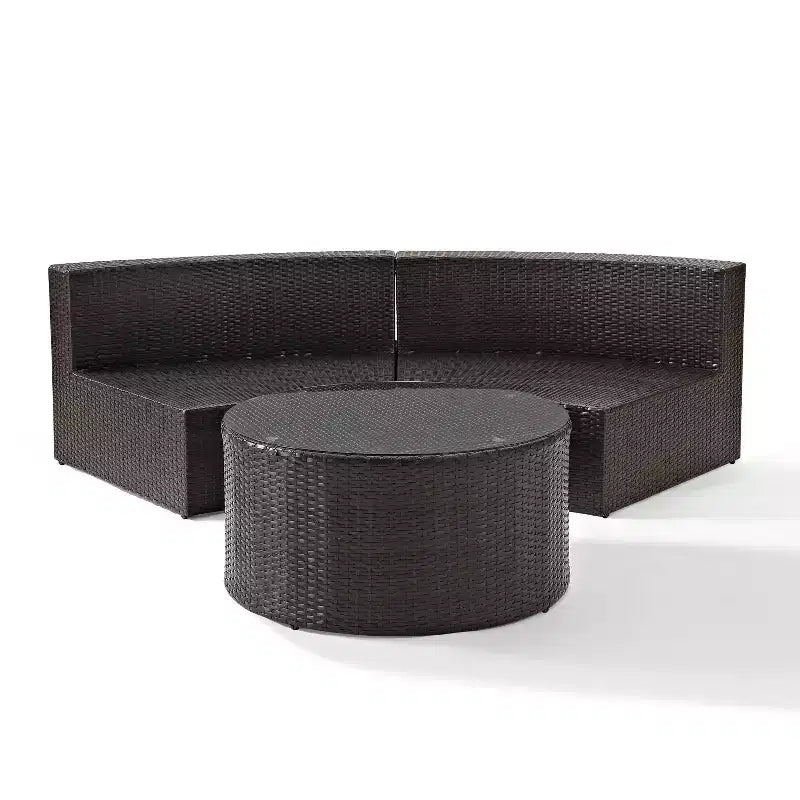 Ensemble sectionnel d'extérieur Catalina 2 pièces en osier : Canapé de patio et table basse modernes, Résistant aux UV, Tressé à la main, Cadre en acier