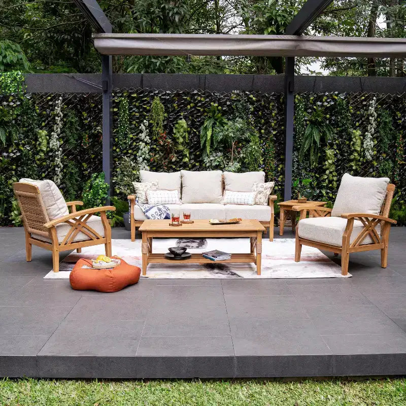 Ensemble de conversation d'extérieur Sonoma Lane Eola 5 pièces en teck avec coussins zippés beiges – Résistant aux intempéries