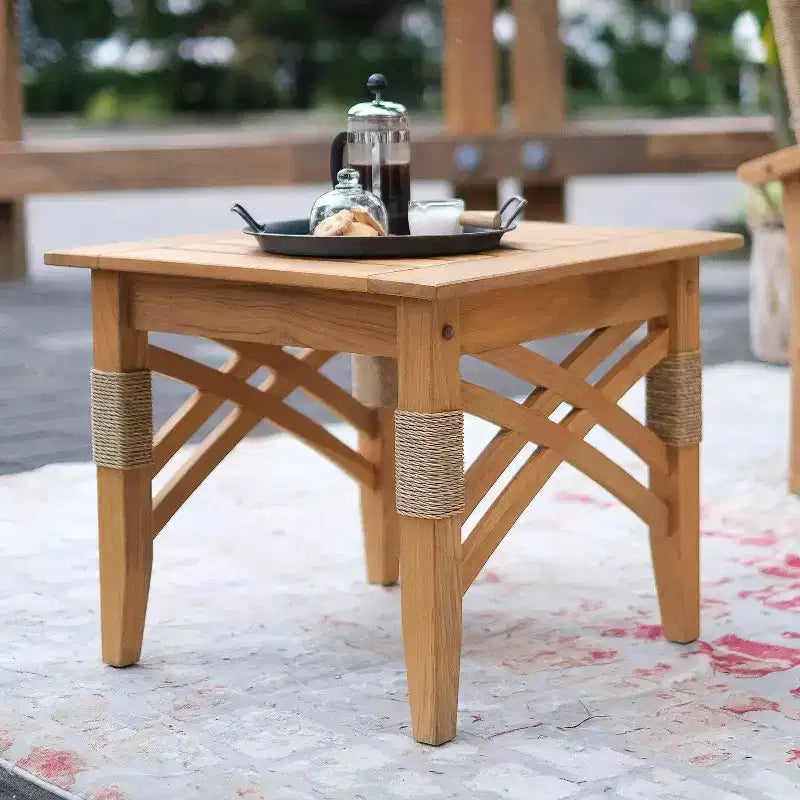 Ensemble de conversation d'extérieur Sonoma Lane Eola 5 pièces en teck avec coussins zippés beiges – Résistant aux intempéries