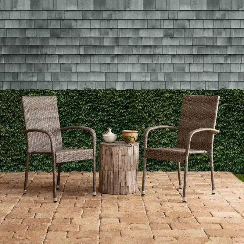 Aspect Living Morgan - Lot de 2 chaises d'extérieur empilables en osier tressé à la main, tout temps, cadre en acier enduit de poudre, légères, pour véranda, jardin, balcon.