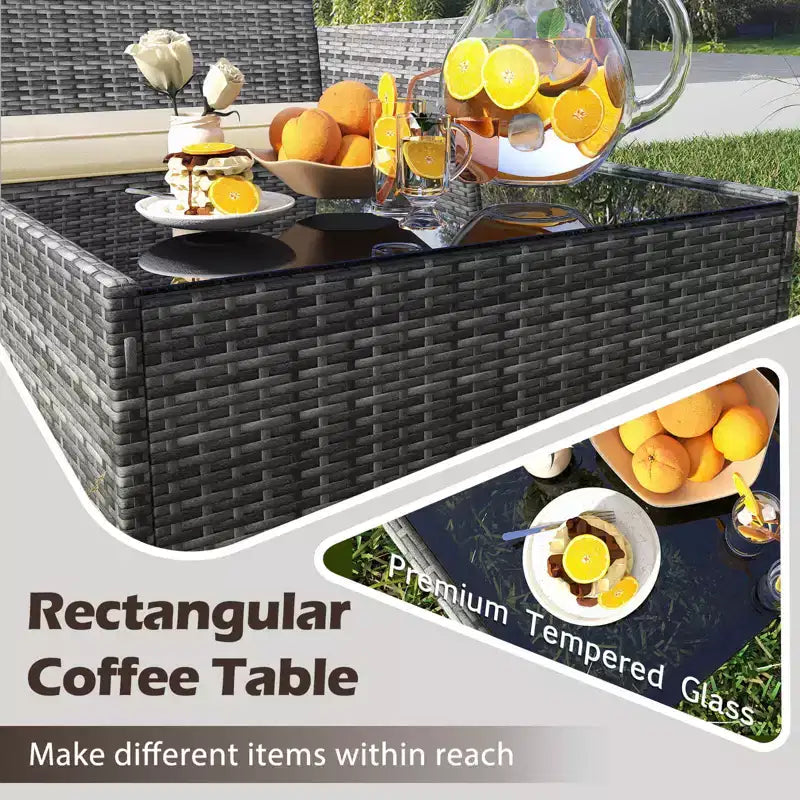 Ensemble de meubles de patio Costway 4 pièces avec coussins lavables et table basse en verre trempé gris