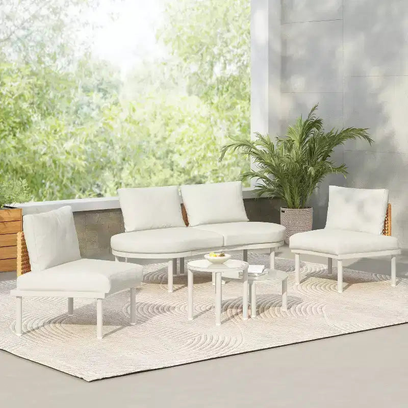 Ensemble de canapé de patio demi-lune 6 pièces Whisen avec 2 tables basses et 4 oreillers, sectionnel en rotin PE