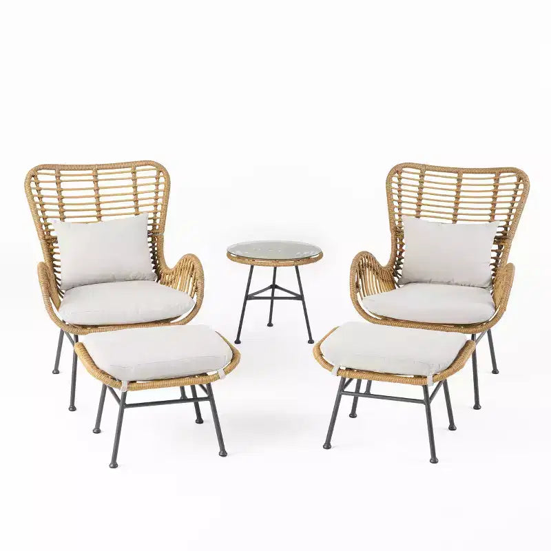 Christopher Knight Home Bechtel Ensemble 5 pièces de conversation d'extérieur en osier et verre trempé avec poufs