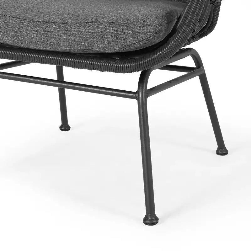 Christopher Knight Home Bechtel Ensemble 5 pièces de conversation d'extérieur en osier et verre trempé avec poufs