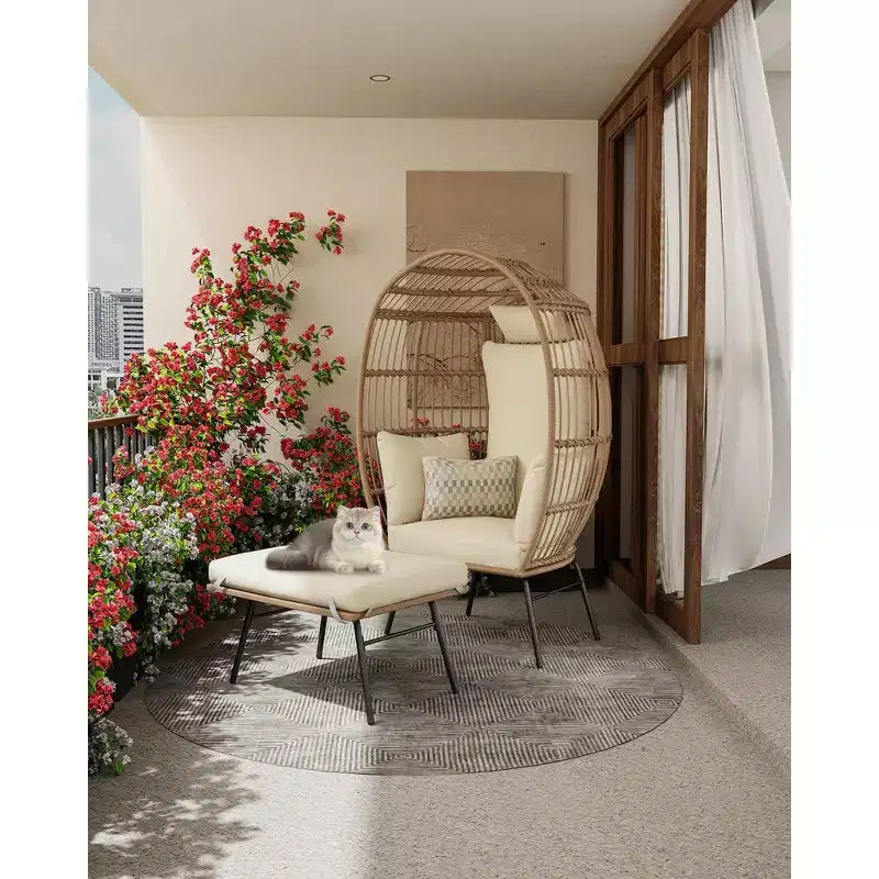 Fauteuil suspendu œuf en osier surdimensionné avec pouf – Chaise longue en forme d'œuf avec coussin épais, siège confortable en rotin, utilisation intérieure/extérieure, pour patio, véranda, jardin