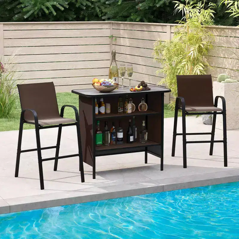 Costway Ensemble de Bar d'extérieur 3 pièces, Table Haute et Fauteuils avec Repose-Pieds et Étagère à 2 Niveaux, Marron/Noir/Gris