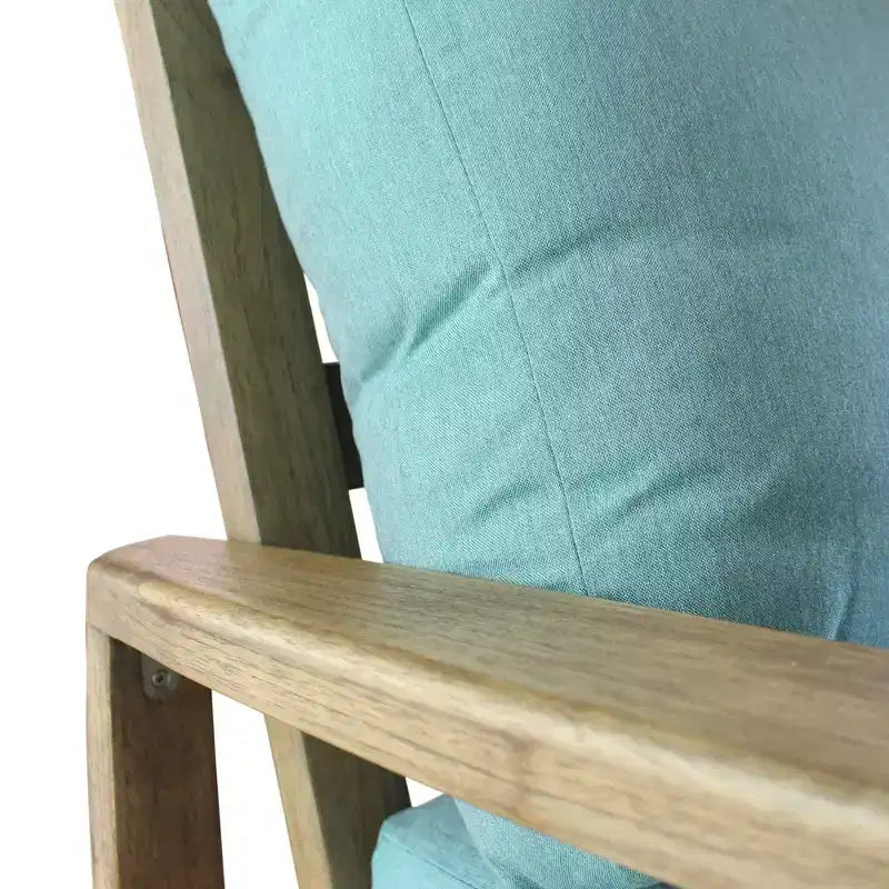 Ensemble de trois pièces de mobilier de jardin Courtyard Casual Avalon en teck FSC comprenant : deux fauteuils de club et une table d'appoint ronde.