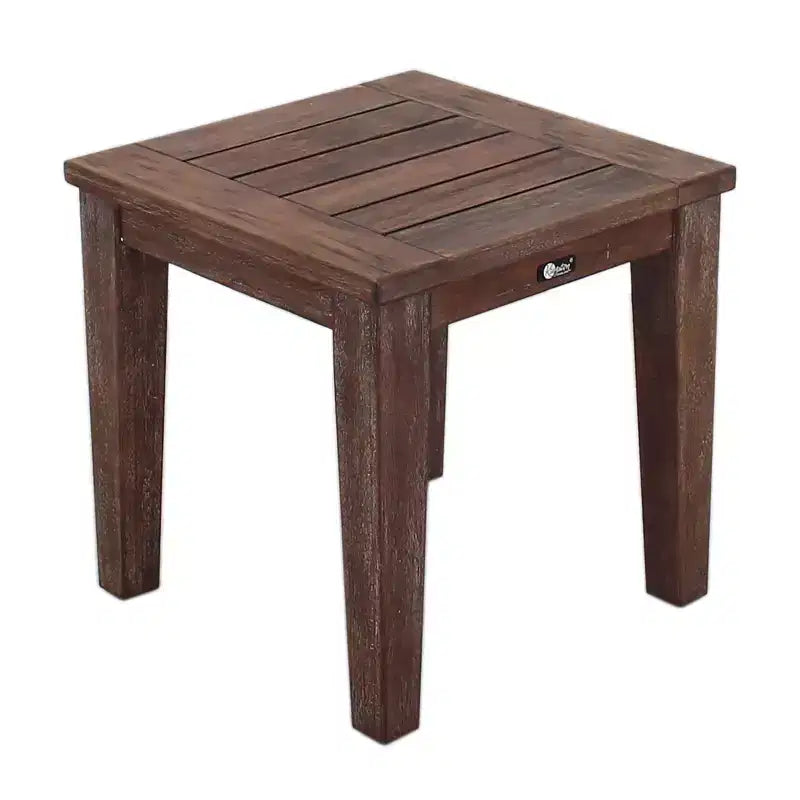 Courtyard Casual Bridgeport II Ensemble 3 pièces de fauteuils de club comprend : deux fauteuils de club et une table d'appoint