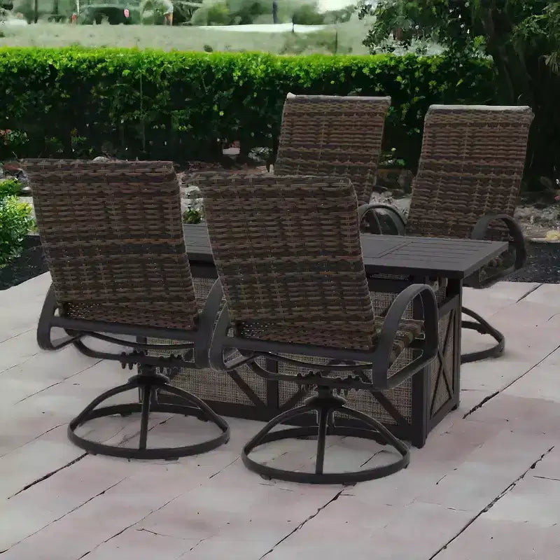 Ensemble de 5 pièces pour foyer rectangulaire Courtyard Casual Santa Fe avec chaises berçantes pivotantes en osier Comprend un foyer rectangulaire et quatre chaises berçantes pivotantes en osier