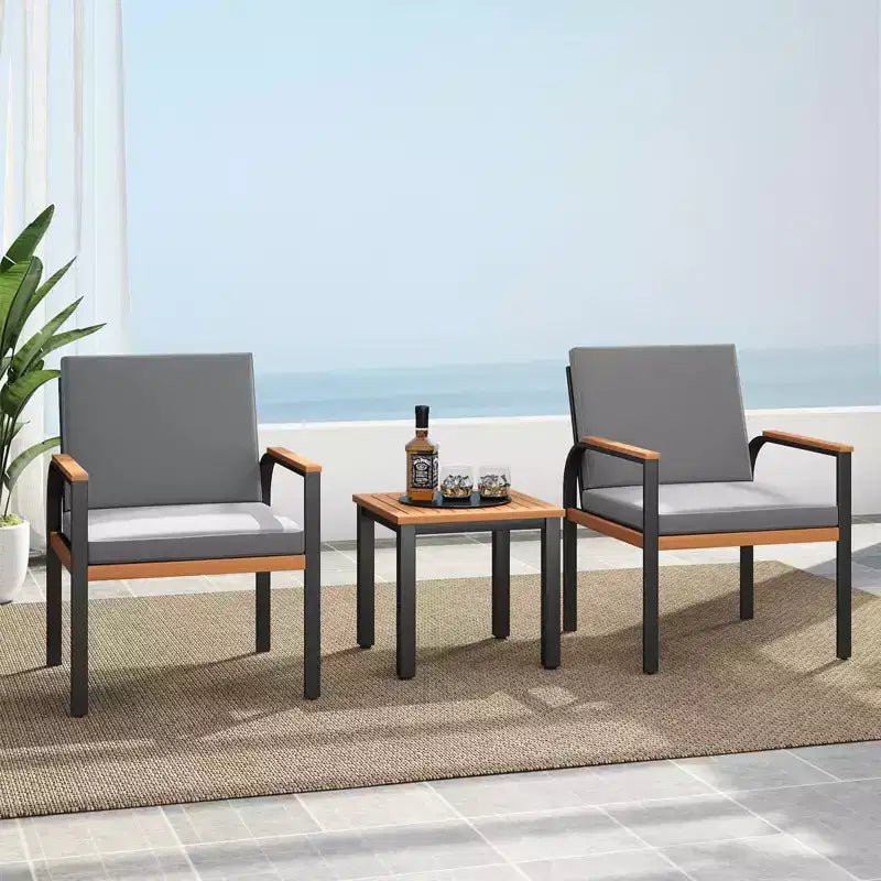 Ensemble de mobilier de patio Costway 3 pièces avec table basse, coussins amovibles, accoudoirs en bois d'acacia Noir/Gris
