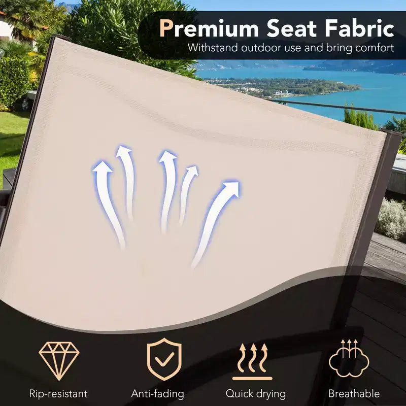 Ensemble de 3 chaises de patio Costway avec siège en tissu courbé et table basse ronde pour le jardin