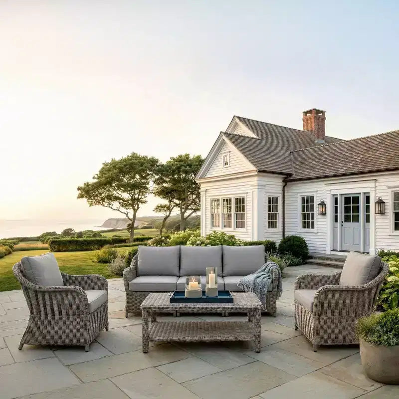 Canapé de patio en rotin tressé toutes saisons Martha Stewart, 2 chaises, table basse – Gris patiné