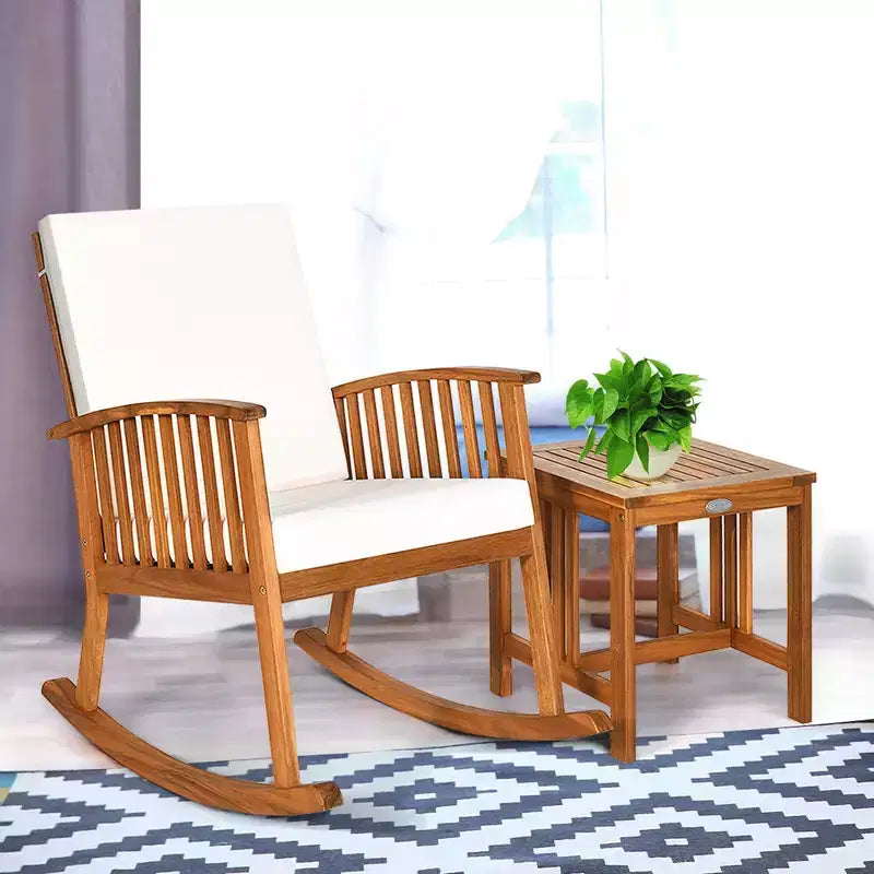 Ensemble de 2 chaises à bascule de patio en bois d'acacia Costway avec table basse et coussins