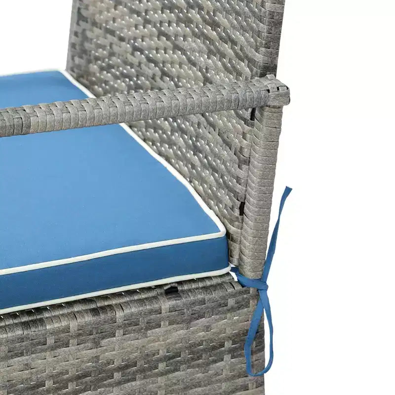 Ensemble de chaises à bascule d'extérieur Outsunny 3 pièces en rotin PE, fauteuil inclinable à bascule en osier avec coussin moelleux et table basse à plateau en bois naturel, pour jardin, cour, véranda